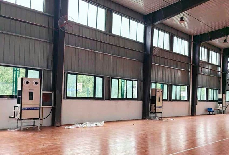 籃球館整體制冷降溫，安裝蒸發(fā)冷省電空調(diào) - 立式射流機(jī)