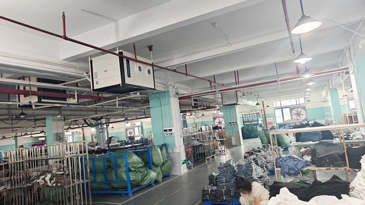 制衣廠制冷降溫，安裝蒸發冷省電空調-臥式射流空調機組